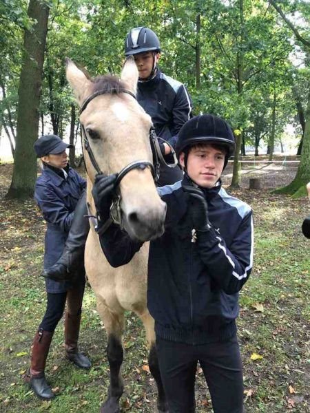 Zjazd miłośników jazdy konnej