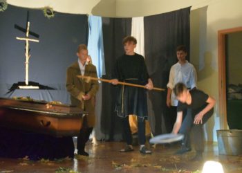 „Ciemno wszędzie, głucho wszędzie…”