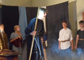 „Ciemno wszędzie, głucho wszędzie…”