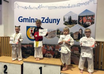 Wielkie zawody karate w Zdunach