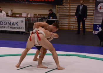 Pucharowe zmagania na dohyo