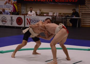 Pucharowe zmagania na dohyo