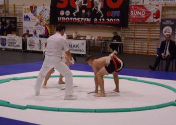 Pucharowe zmagania na dohyo