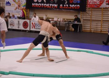 Pucharowe zmagania na dohyo