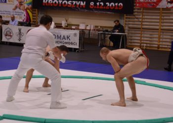 Pucharowe zmagania na dohyo