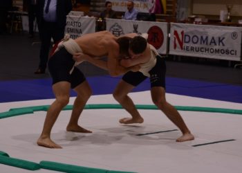 Pucharowe zmagania na dohyo