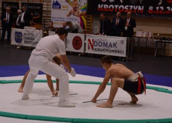Pucharowe zmagania na dohyo