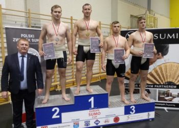 Pucharowe zmagania na dohyo