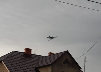 Dron monitoruje poziom zanieczyszczeń