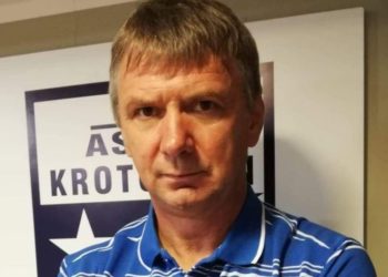 Astra rozstała się z trenerem Wewiórem Astra rozstała się z trenerem Wewiórem