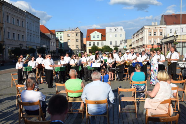 Powitanie lata z orkiestrą dętą