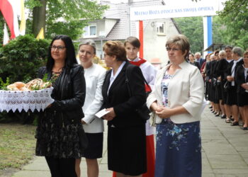 Maryja pomaga swoim czcicielom