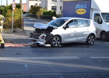 Zderzenie na skrzyżowaniu