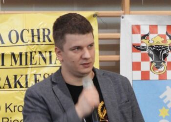 Gala została przełożona Gala została przełożona