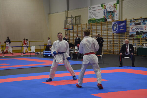 ASW Nippon i UKS Shodan na podium