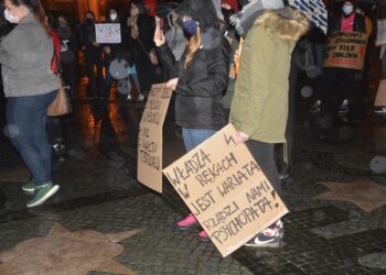 Kolejne protesty przeciwko decyzji TK