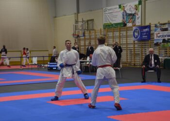 ASW Nippon i UKS Shodan na podium