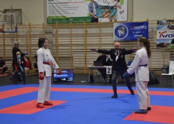 ASW Nippon i UKS Shodan na podium