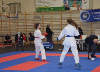 ASW Nippon i UKS Shodan na podium