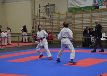 ASW Nippon i UKS Shodan na podium