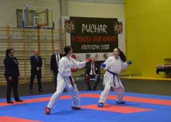 ASW Nippon i UKS Shodan na podium