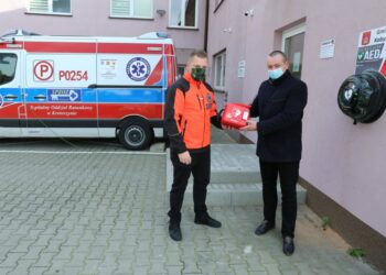 Defibrylator AED w Kobylinie