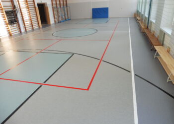 Nowa podłoga w sali sportowej