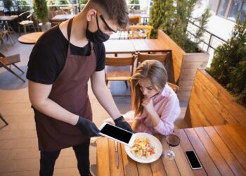Branża gastronomiczna postawiona pod ścianą