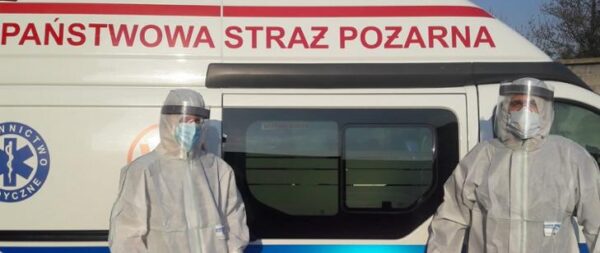Strażacy oddelegowani do szpitala tymczasowego w Poznaniu