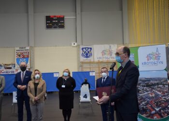 W krotoszyńskiej hali zaszczepiono pierwsze osoby