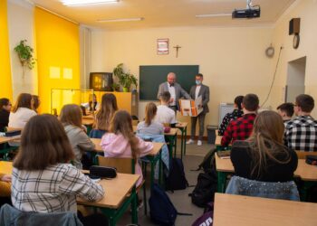 Smaczne przekąski dla uczniów