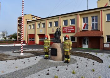 Uroczysta zmiana służby