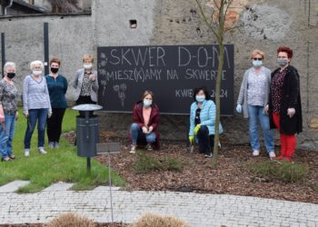Wiosenna kosmetyka na Skwerze D-O-M