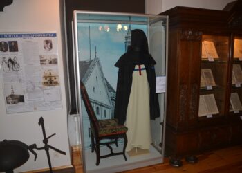 Sobotnie zwiedzanie nocną porą