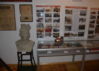 Sobotnie zwiedzanie nocną porą