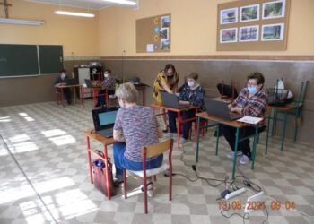Zajęcia komputerowe dla seniorów