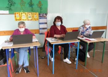 Zajęcia komputerowe dla seniorów