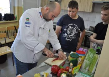 Dobre kształcenie miarą sukcesu