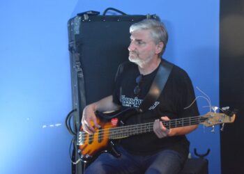 Wracają na scenę z przytupem