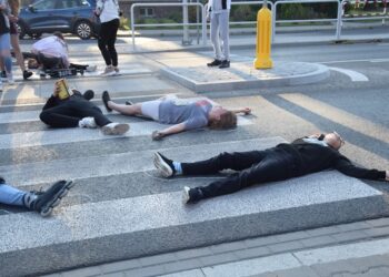 Bądźmy bezpieczni na przejściach!