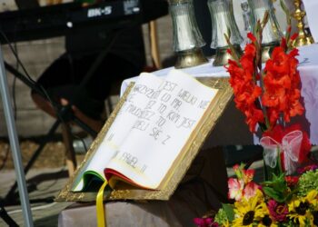 Bogu na chwałę, ludziom na pożytek