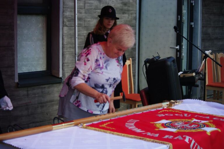 Bogu na chwałę, ludziom na pożytek