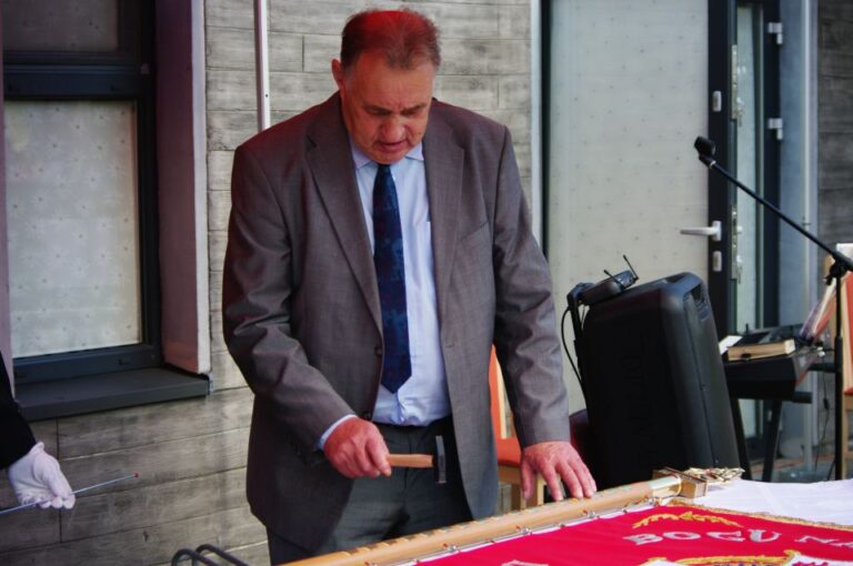 Bogu na chwałę, ludziom na pożytek