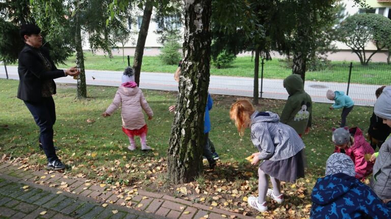 Dzieci powitały jesień