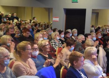 Święto seniorów w rytmach polskich przebojów