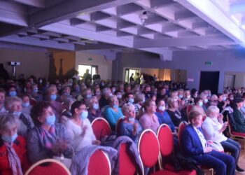 Święto seniorów w rytmach polskich przebojów