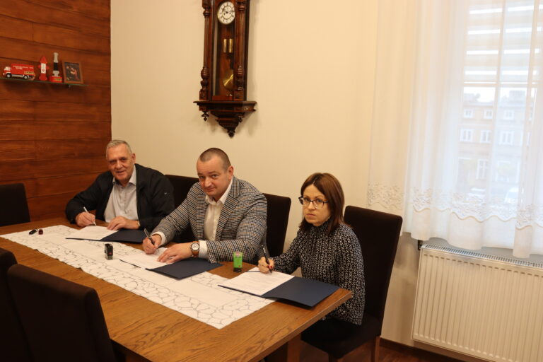 Umowa z wykonawcą podpisana