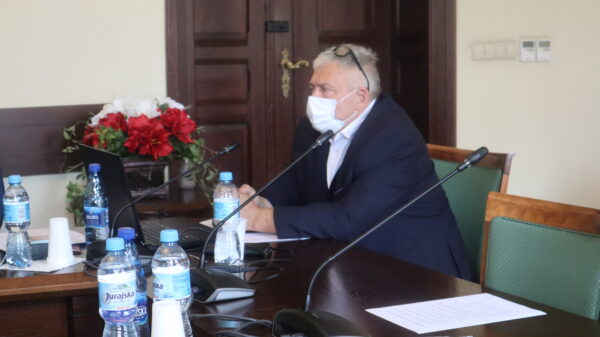 Aptekarze nie respektują ustaleń rady?