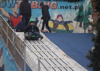 Bożonarodzeniowy jarmark z aspektem charytatywnym