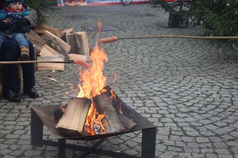 Bożonarodzeniowy jarmark z aspektem charytatywnym